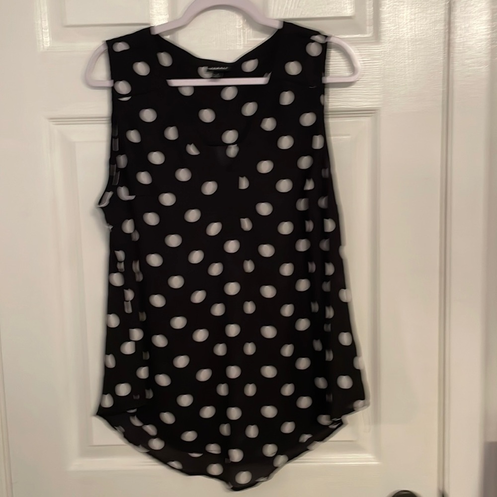 Black and white polkadot